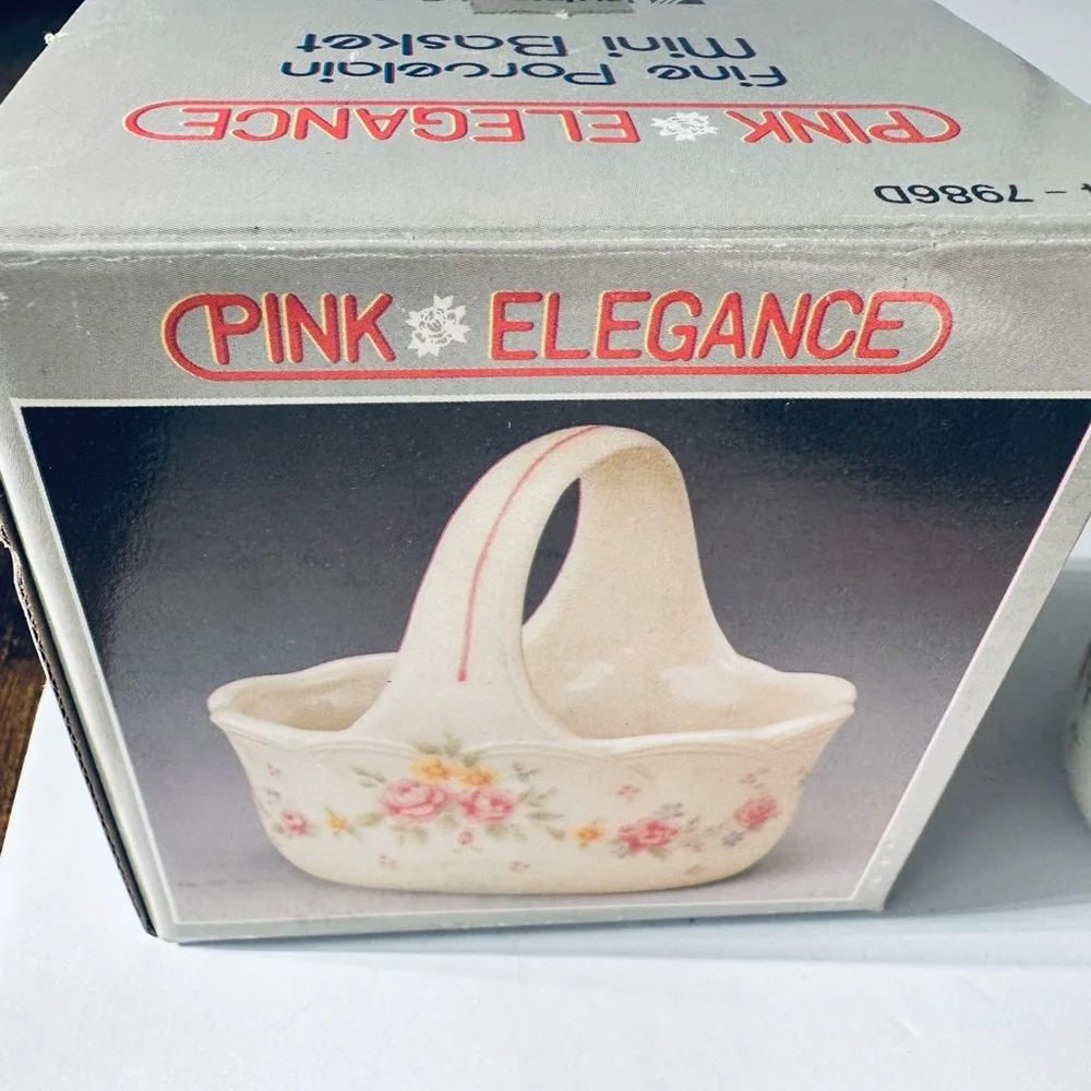 Dainty Trinket Basket Scalloped Edge Floral Ivory Pink Roses Ceramic 4” Japan